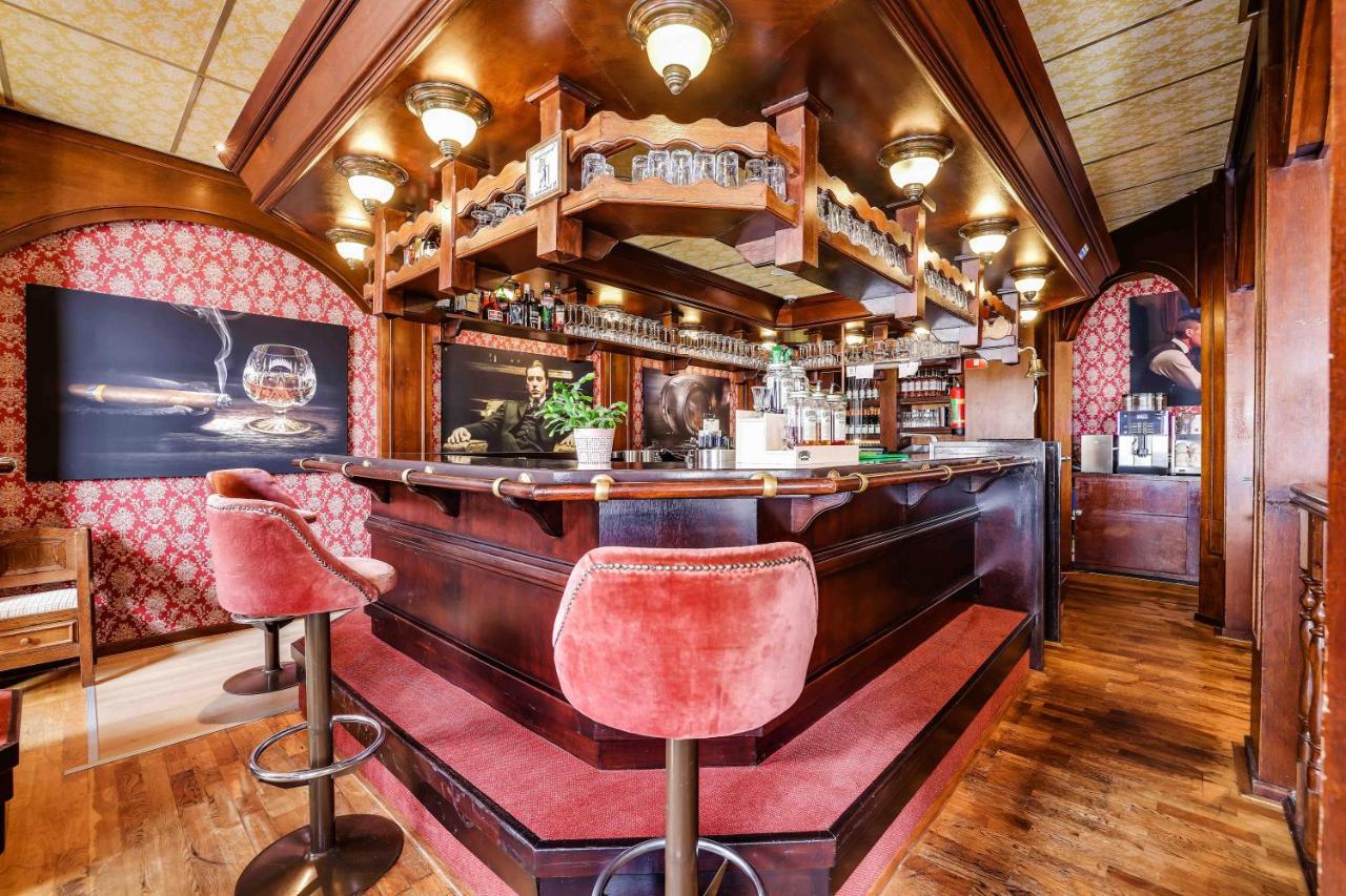Hotel Restaurant 'T Heerenlogement Harlingen Zewnętrze zdjęcie